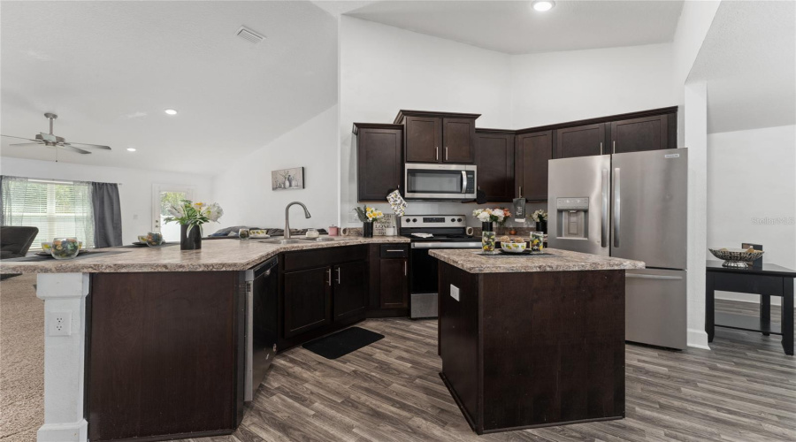 Kissimmee, Florida 34759, 4 Bedroom Bedrooms, ,2 Bathroombathrooms,Residential,For Sale,Elm,0,Mfrs5153090