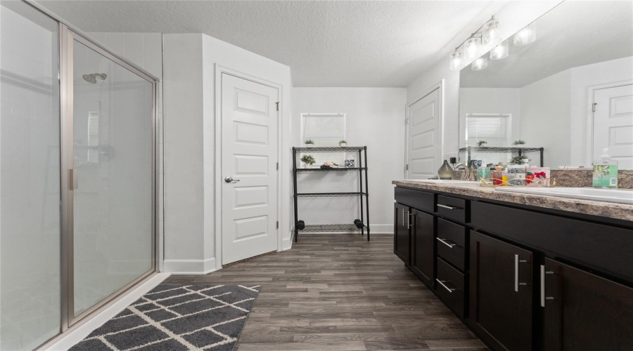 Kissimmee, Florida 34759, 4 Bedroom Bedrooms, ,2 Bathroombathrooms,Residential,For Sale,Elm,0,Mfrs5153090