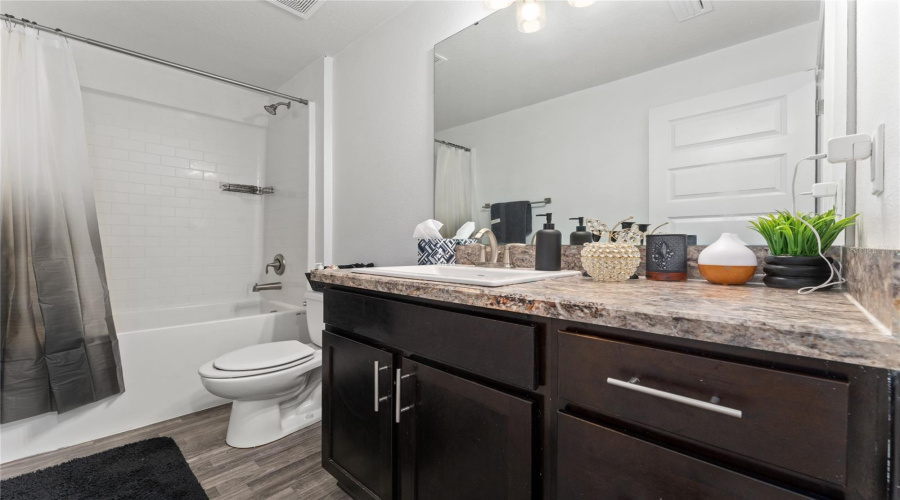 Kissimmee, Florida 34759, 4 Bedroom Bedrooms, ,2 Bathroombathrooms,Residential,For Sale,Elm,0,Mfrs5153090