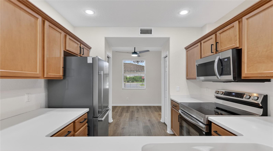 Bradenton, Florida 34212, 2 Bedroom Bedrooms, ,2 Bathroombathrooms,Residential,For Sale,Fairwaycove,0,Mfra4693958