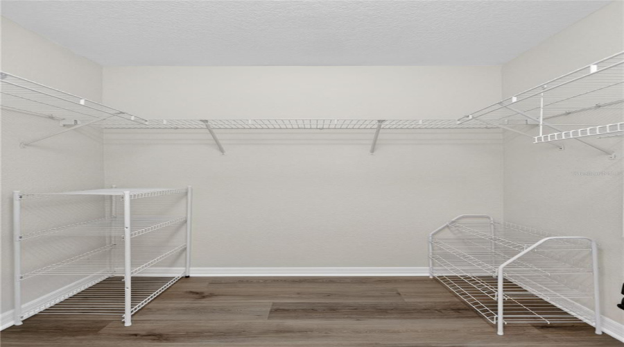 Bradenton, Florida 34212, 2 Bedroom Bedrooms, ,2 Bathroombathrooms,Residential,For Sale,Fairwaycove,0,Mfra4693958