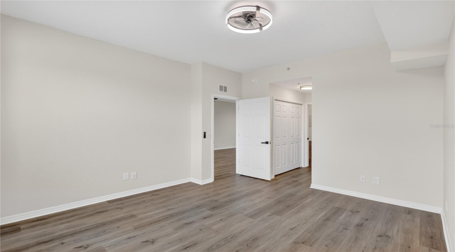 Bradenton, Florida 34212, 2 Bedroom Bedrooms, ,2 Bathroombathrooms,Residential,For Sale,Fairwaycove,0,Mfra4693958