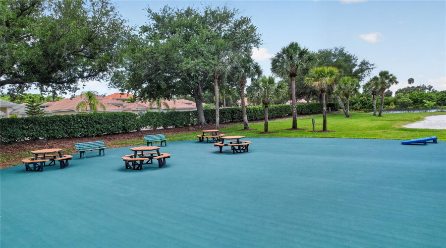 Bradenton, Florida 34212, 2 Bedroom Bedrooms, ,2 Bathroombathrooms,Residential,For Sale,Fairwaycove,0,Mfra4693958