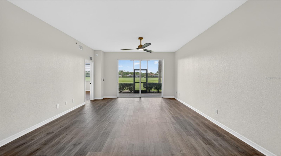 Bradenton, Florida 34212, 2 Bedroom Bedrooms, ,2 Bathroombathrooms,Residential,For Sale,Fairwaycove,0,Mfra4693958