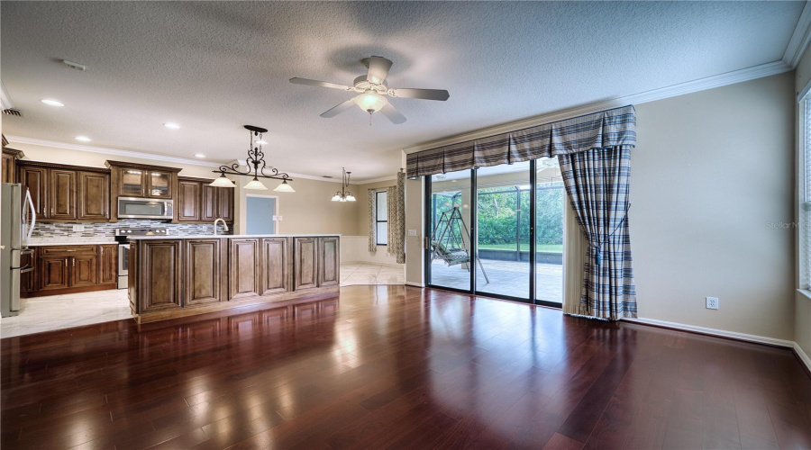Sarasota, Florida 34243, 3 Bedroom Bedrooms, ,2 Bathroombathrooms,Residential,For Sale,Mackay Falls,0,Mfra4695428