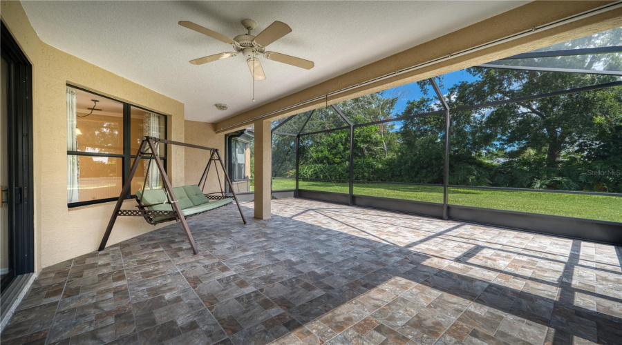 Sarasota, Florida 34243, 3 Bedroom Bedrooms, ,2 Bathroombathrooms,Residential,For Sale,Mackay Falls,0,Mfra4695428