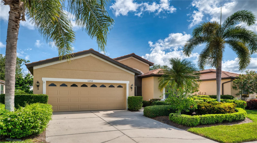 Sarasota, Florida 34243, 3 Bedroom Bedrooms, ,2 Bathroombathrooms,Residential,For Sale,Mackay Falls,0,Mfra4695428