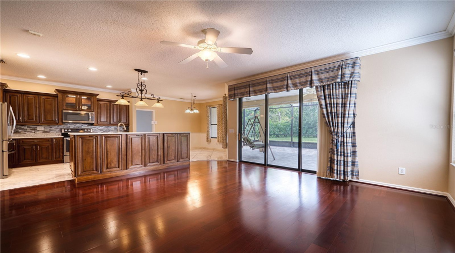 Sarasota, Florida 34243, 3 Bedroom Bedrooms, ,2 Bathroombathrooms,Residential,For Sale,Mackay Falls,0,Mfra4695428