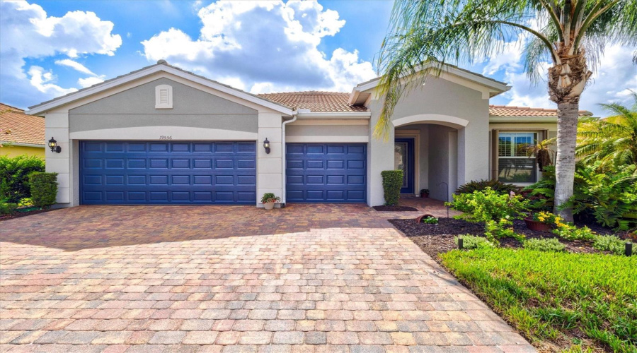 Venice, Florida 34293, 3 Bedroom Bedrooms, ,3 Bathroombathrooms,Residential,For Sale,Petrino,0,Mfrn6144877