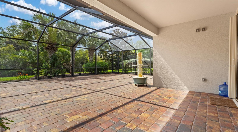 Venice, Florida 34293, 3 Bedroom Bedrooms, ,3 Bathroombathrooms,Residential,For Sale,Petrino,0,Mfrn6144877