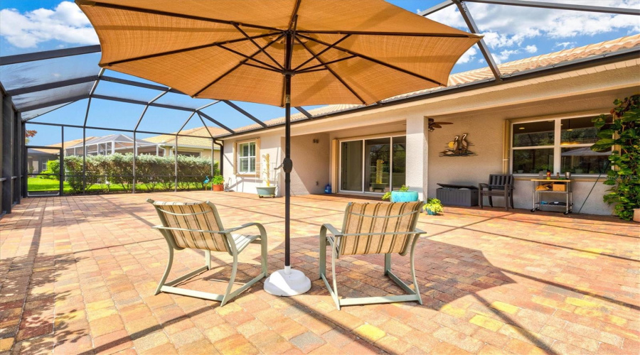 Venice, Florida 34293, 3 Bedroom Bedrooms, ,3 Bathroombathrooms,Residential,For Sale,Petrino,0,Mfrn6144877
