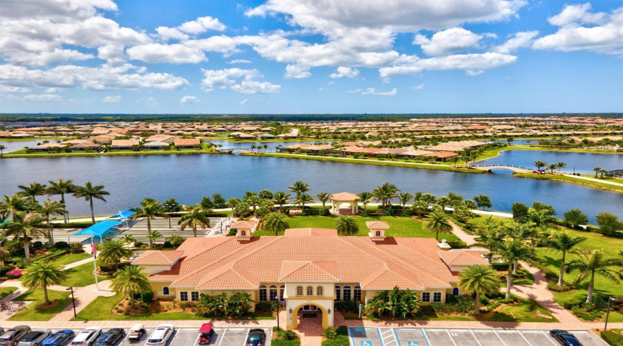 Venice, Florida 34293, 3 Bedroom Bedrooms, ,3 Bathroombathrooms,Residential,For Sale,Petrino,0,Mfrn6144877
