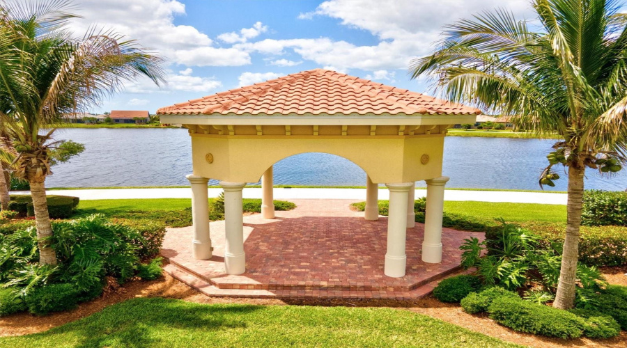 Venice, Florida 34293, 3 Bedroom Bedrooms, ,3 Bathroombathrooms,Residential,For Sale,Petrino,0,Mfrn6144877