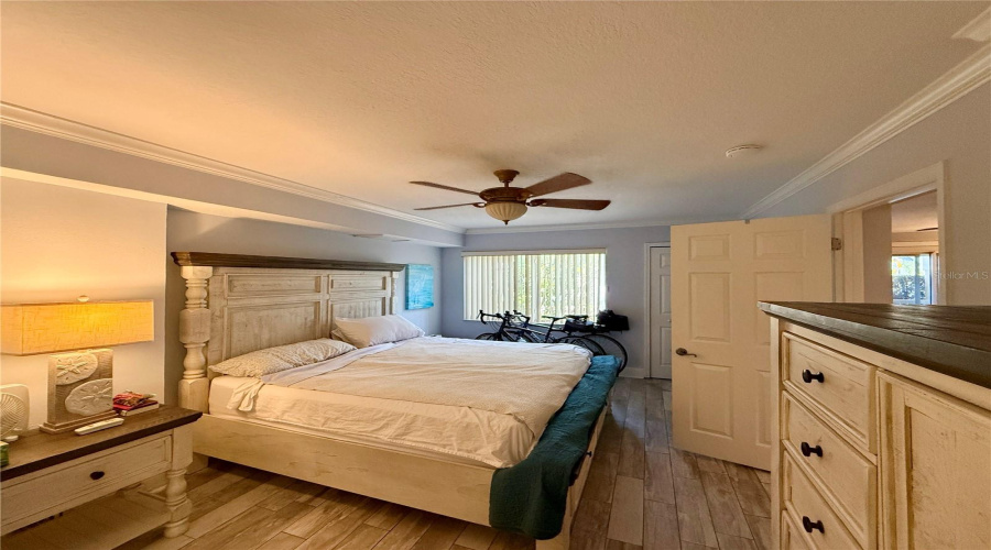 Dunedin, Florida 34698, 2 Bedroom Bedrooms, ,2 Bathroombathrooms,Residential,For Sale,Broadway,0,Mfrtb8479278
