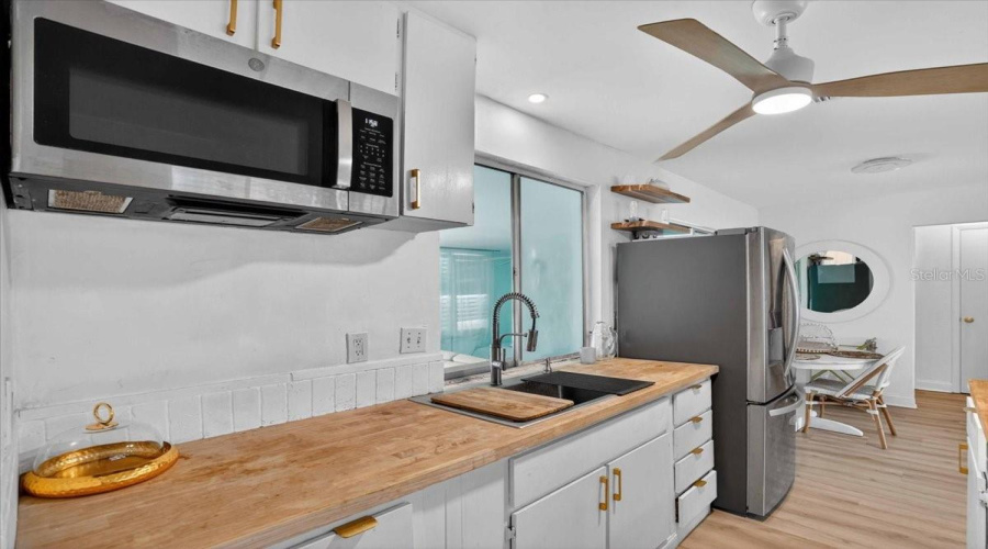 Port Charlotte, Florida 33948, 2 Bedroom Bedrooms, ,2 Bathroombathrooms,Residential,For Sale,Fairfax,0,Mfra4696462