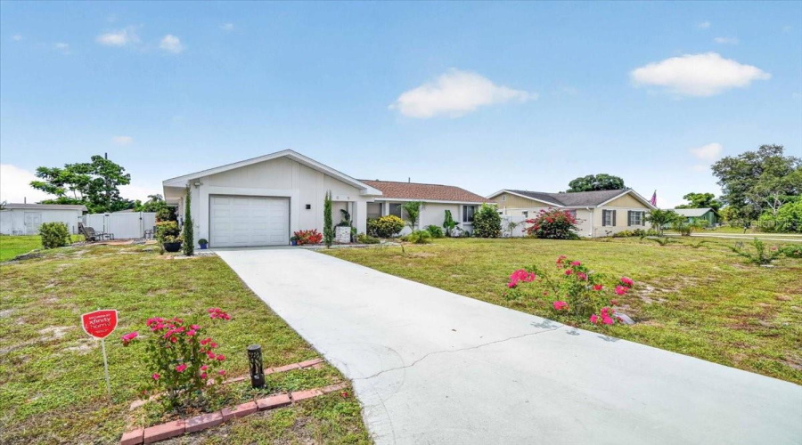 Port Charlotte, Florida 33948, 2 Bedroom Bedrooms, ,2 Bathroombathrooms,Residential,For Sale,Fairfax,0,Mfra4696462