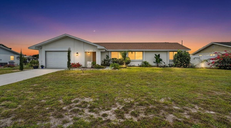 Port Charlotte, Florida 33948, 2 Bedroom Bedrooms, ,2 Bathroombathrooms,Residential,For Sale,Fairfax,0,Mfra4696462