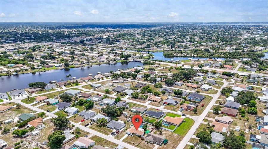 Port Charlotte, Florida 33948, 2 Bedroom Bedrooms, ,2 Bathroombathrooms,Residential,For Sale,Fairfax,0,Mfra4696462