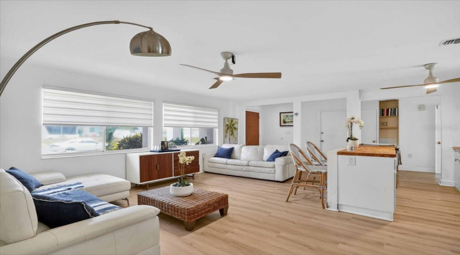Port Charlotte, Florida 33948, 2 Bedroom Bedrooms, ,2 Bathroombathrooms,Residential,For Sale,Fairfax,0,Mfra4696462