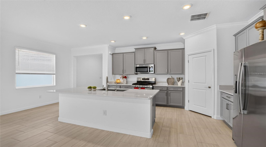 Wimauma, Florida 33598, 2 Bedroom Bedrooms, ,2 Bathroombathrooms,Residential,For Sale,Star Banks,0,Mfrtb8524938