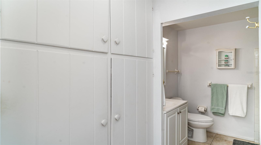 Sarasota, Florida 34242, 3 Bedroom Bedrooms, ,1 Bathroombathrooms,Residential,For Sale,Calle Minorga,0,Mfra4690532