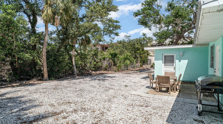 Sarasota, Florida 34242, 3 Bedroom Bedrooms, ,1 Bathroombathrooms,Residential,For Sale,Calle Minorga,0,Mfra4690532