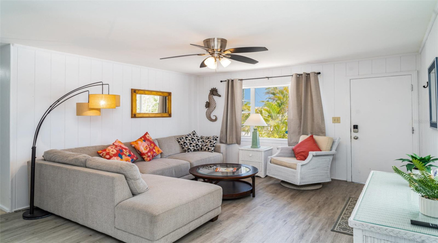 Sarasota, Florida 34242, 3 Bedroom Bedrooms, ,1 Bathroombathrooms,Residential,For Sale,Calle Minorga,0,Mfra4690532
