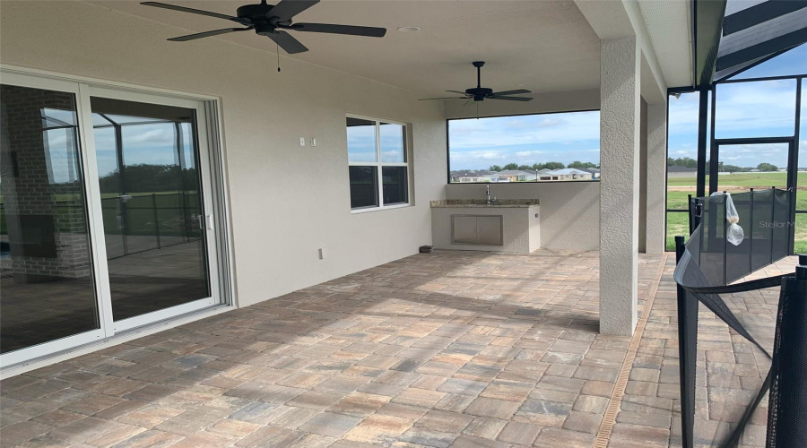 Lakeland, Florida 33813, 4 Bedroom Bedrooms, ,3 Bathroombathrooms,Residential,For Sale,Bentridge Dr,0,Mfrl4964572