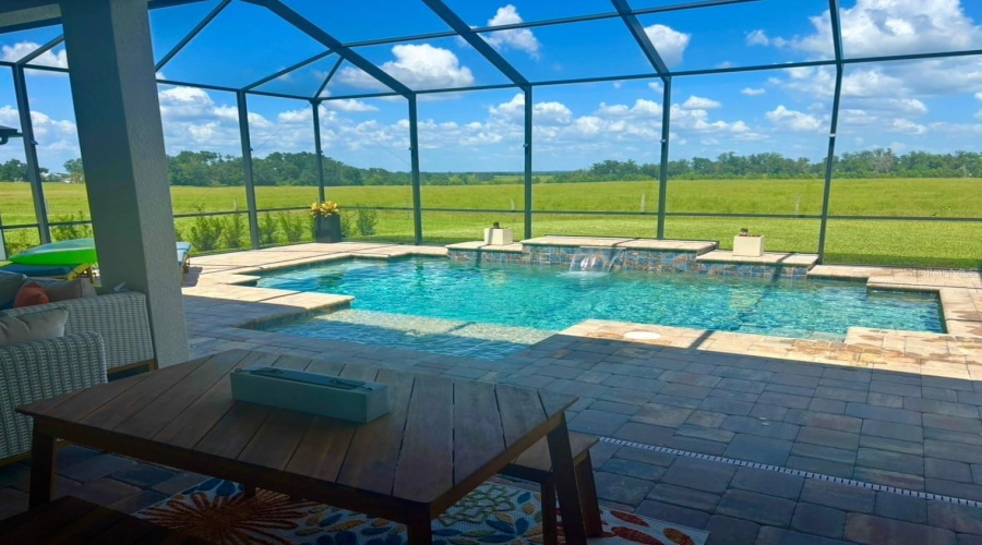 Lakeland, Florida 33813, 4 Bedroom Bedrooms, ,3 Bathroombathrooms,Residential,For Sale,Bentridge Dr,0,Mfrl4964572