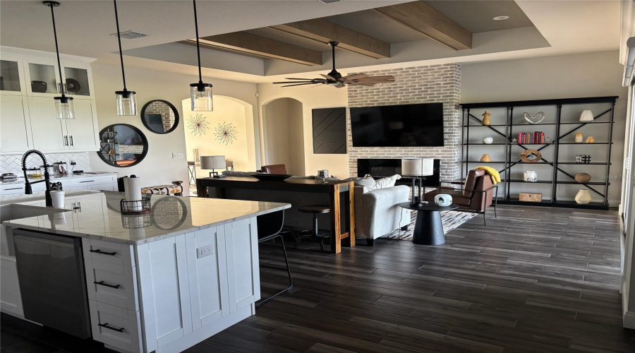 Lakeland, Florida 33813, 4 Bedroom Bedrooms, ,3 Bathroombathrooms,Residential,For Sale,Bentridge Dr,0,Mfrl4964572