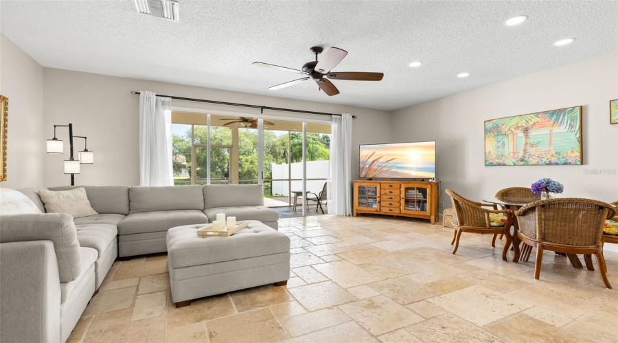 Oldsmar, Florida 34677, 3 Bedroom Bedrooms, ,2 Bathroombathrooms,Residential,For Sale,Hemingway,0,Mfrtb8539671
