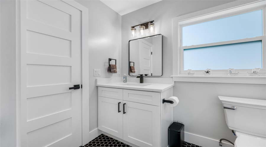 2Nd Full Bathroom