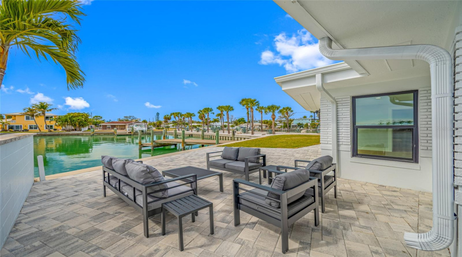 St Pete Beach, Florida 33706, 3 Bedroom Bedrooms, ,3 Bathroombathrooms,Residential,For Sale,59Th,0,Mfrtb8526677
