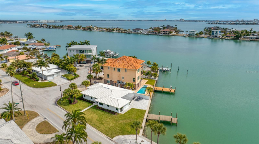 St Pete Beach, Florida 33706, 3 Bedroom Bedrooms, ,3 Bathroombathrooms,Residential,For Sale,59Th,0,Mfrtb8526677