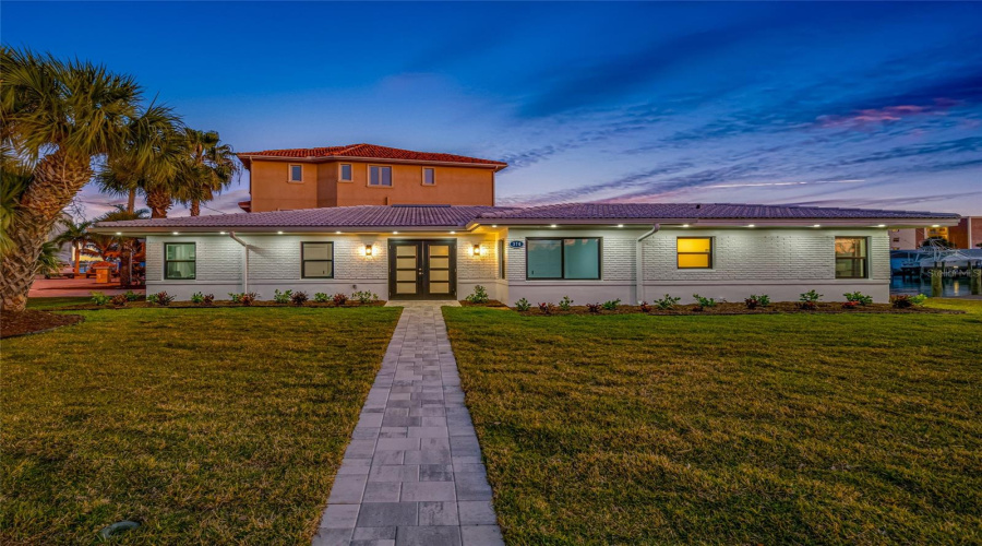 St Pete Beach, Florida 33706, 3 Bedroom Bedrooms, ,3 Bathroombathrooms,Residential,For Sale,59Th,0,Mfrtb8526677
