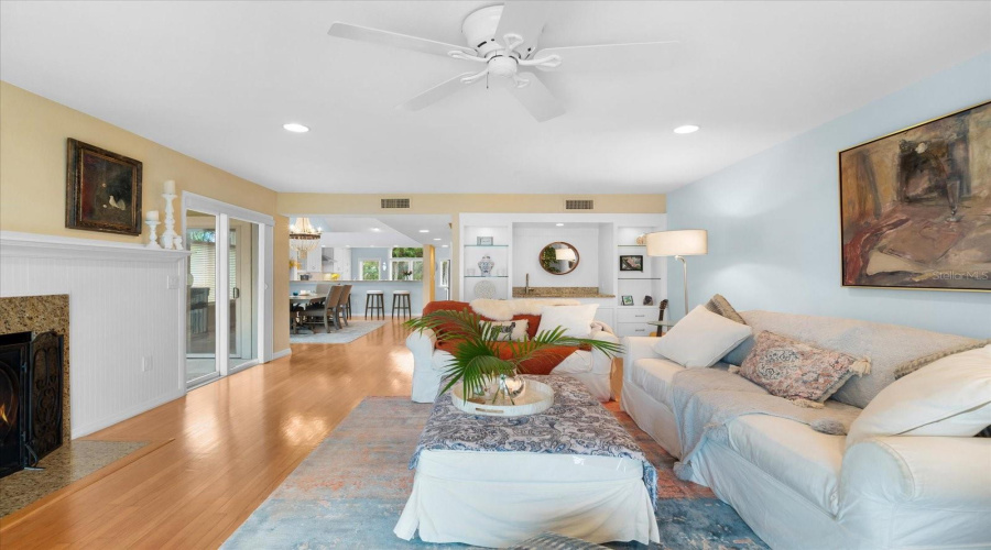 Bradenton, Florida 34210, 2 Bedroom Bedrooms, ,2 Bathroombathrooms,Residential,For Sale,Tidy Island,0,Mfra4652757