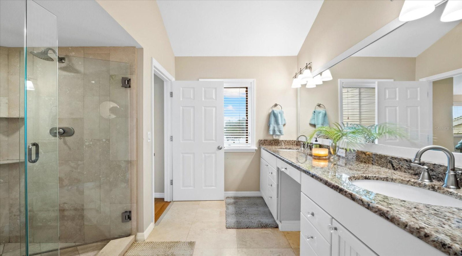 Bradenton, Florida 34210, 2 Bedroom Bedrooms, ,2 Bathroombathrooms,Residential,For Sale,Tidy Island,0,Mfra4652757