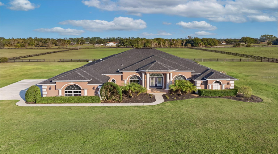 Tavares, Florida 32778, 4 Bedroom Bedrooms, ,3 Bathroombathrooms,Residential,For Sale,Can Do,0,Mfro6379362