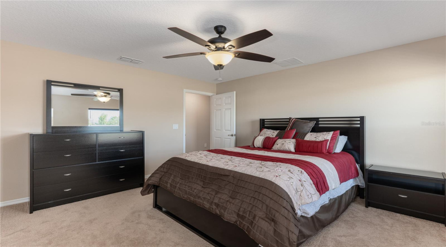Tavares, Florida 32778, 4 Bedroom Bedrooms, ,3 Bathroombathrooms,Residential,For Sale,Can Do,0,Mfro6379362