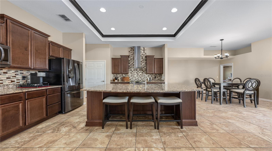 Tavares, Florida 32778, 4 Bedroom Bedrooms, ,3 Bathroombathrooms,Residential,For Sale,Can Do,0,Mfro6379362
