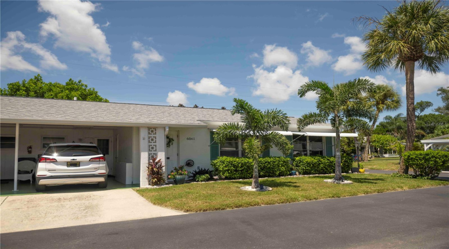 Bradenton, Florida 34207, 3 Bedroom Bedrooms, ,2 Bathroombathrooms,Residential,For Sale,Coral,0,Mfra4702903