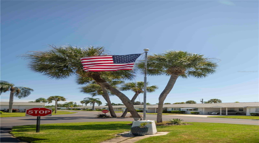 Bradenton, Florida 34207, 3 Bedroom Bedrooms, ,2 Bathroombathrooms,Residential,For Sale,Coral,0,Mfra4702903