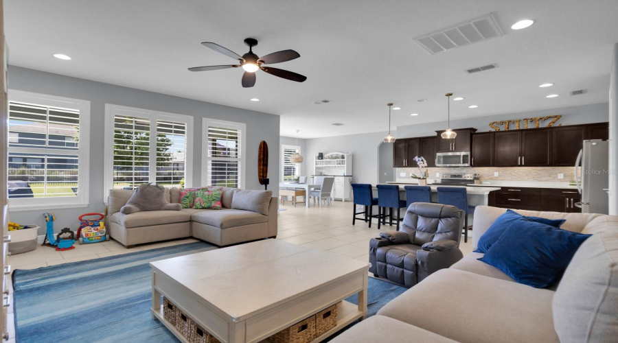 Winter Garden, Florida 34787, 4 Bedroom Bedrooms, ,3 Bathroombathrooms,Residential,For Sale,Wind View,0,Mfro6418695