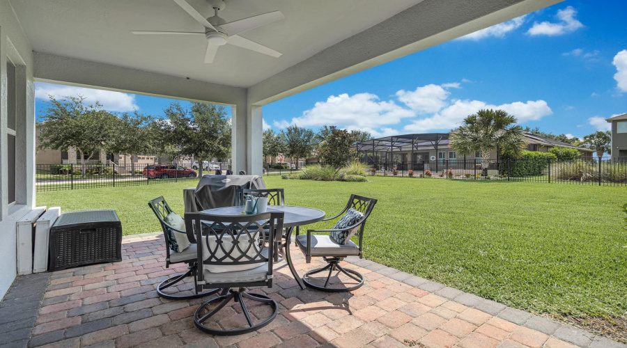 Winter Garden, Florida 34787, 4 Bedroom Bedrooms, ,3 Bathroombathrooms,Residential,For Sale,Wind View,0,Mfro6418695