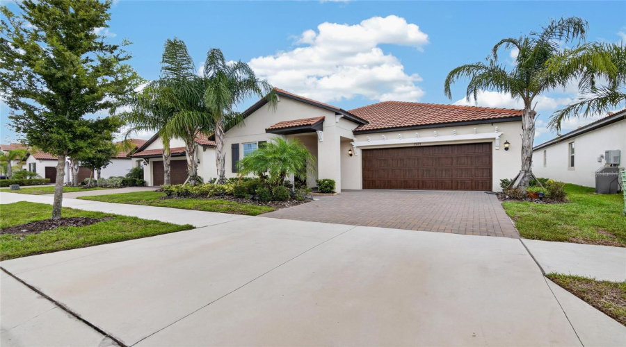 Wimauma, Florida 33598, 3 Bedroom Bedrooms, ,2 Bathroombathrooms,Residential,For Sale,Little Path,0,Mfrtb8540493