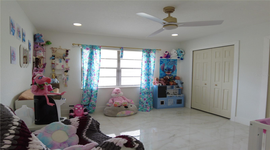Spring Hill, Florida 34608, 3 Bedroom Bedrooms, ,2 Bathroombathrooms,Residential,For Sale,Kenmore,0,Mfrtb8528964