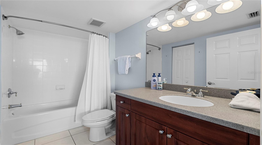 Daytona Beach Shores, Florida 32118, 3 Bedroom Bedrooms, ,3 Bathroombathrooms,Residential,For Sale,Atlantic,0,Mfro6429491