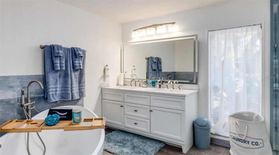 Punta Gorda, Florida 33983, 3 Bedroom Bedrooms, ,3 Bathroombathrooms,Residential,For Sale,Rio De Janeiro,0,Mfrc7528027