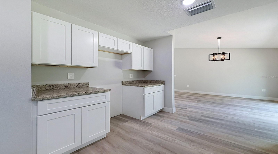 Belleview, Florida 34420, 3 Bedroom Bedrooms, ,2 Bathroombathrooms,Residential,For Sale,102Nd,0,Mfrom729568