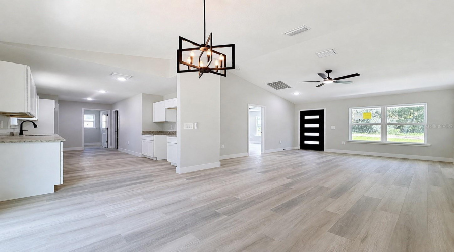 Belleview, Florida 34420, 3 Bedroom Bedrooms, ,2 Bathroombathrooms,Residential,For Sale,102Nd,0,Mfrom729568